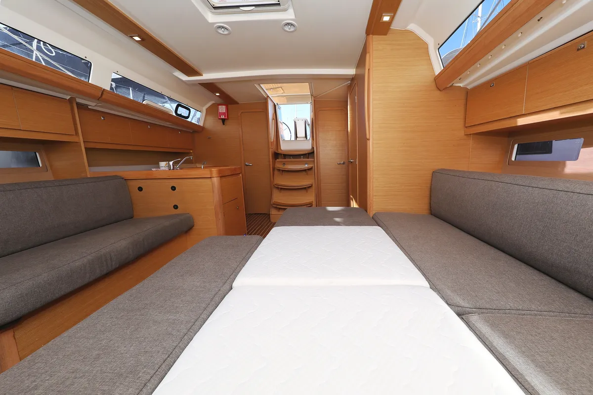 Salon of Alabama, a Dufour 412 GL sailboat at Grad Biograd na Moru, Croatia