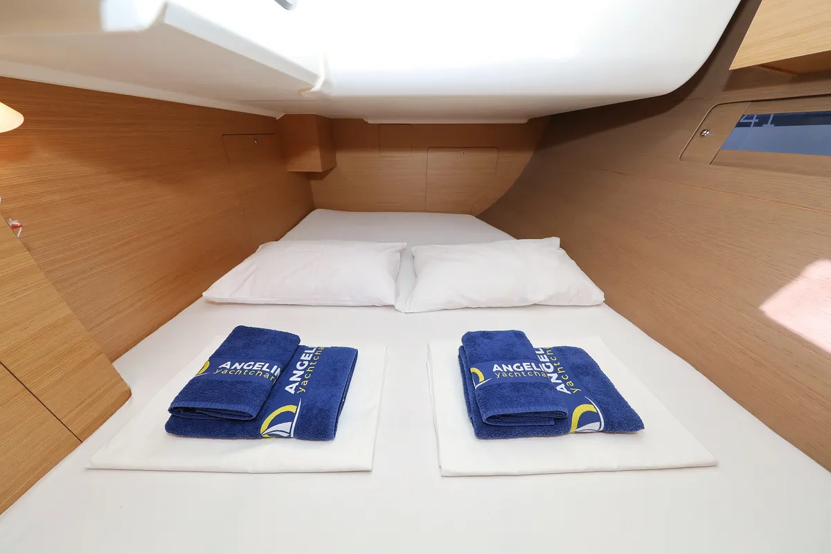 Cabin on Alabama, a Dufour 412 GL sailboat at Grad Biograd na Moru, Croatia