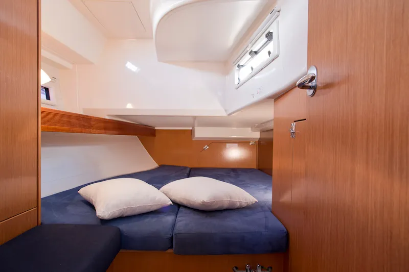 Cabin on Astros, a Bavaria Cruiser 41 sailboat at Grad Šibenik, Croatia