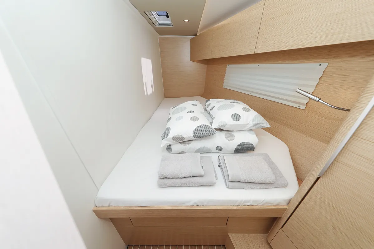 Cabin on Atmosphere, a Hanse 460 sailboat at Kaštela, Croatia