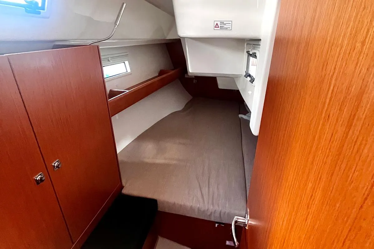 Cabin on KORA, a Bavaria Cruiser 34 sailboat at Sukošan, Croatia