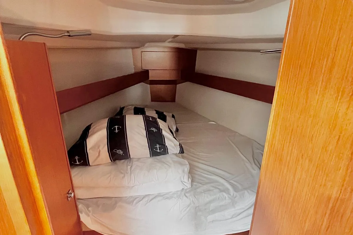 Cabin on KORA, a Bavaria Cruiser 34 sailboat at Sukošan, Croatia