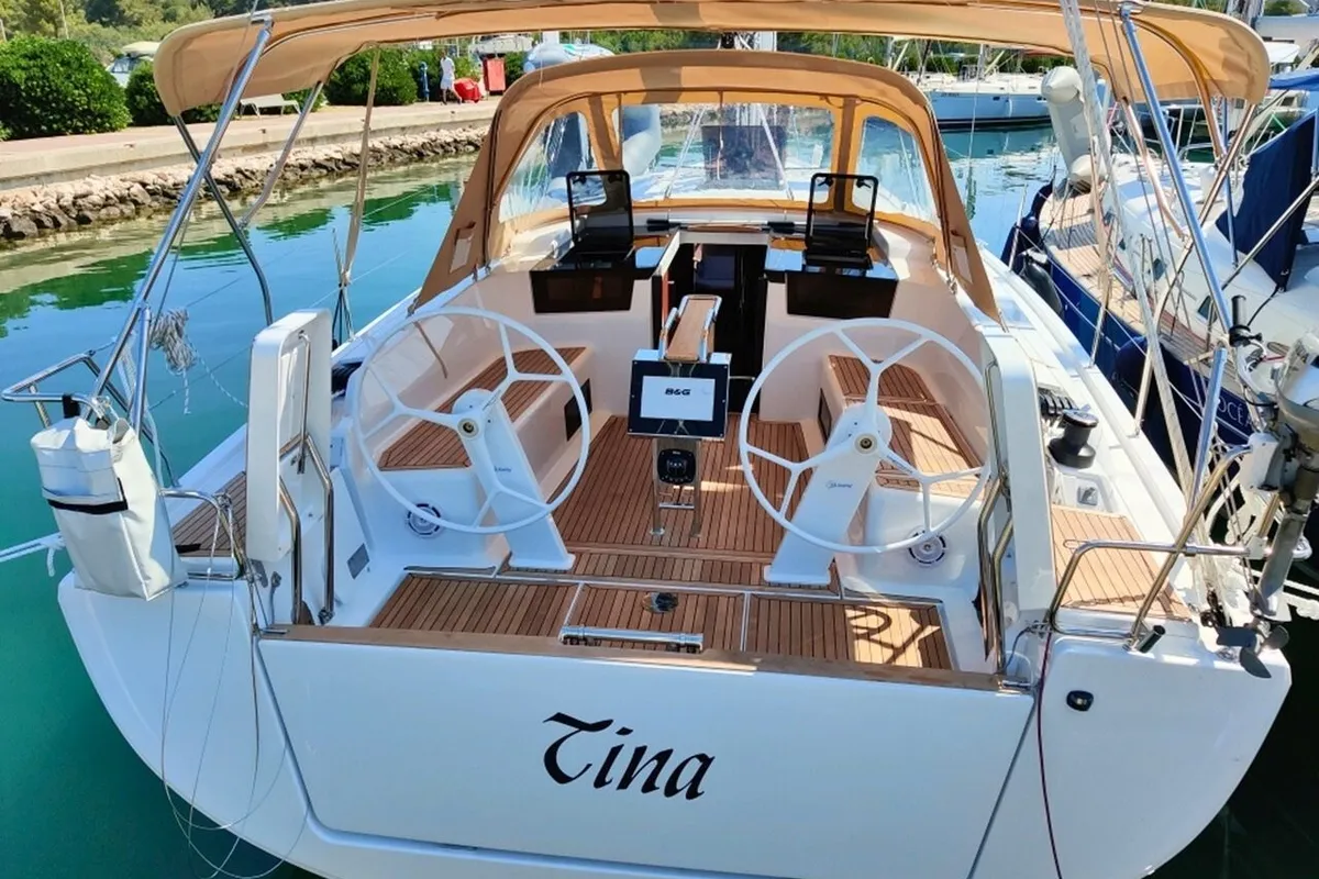 Exterior view of Tina, a Hanse 418 sailboat at Općina Sukošan, Croatia