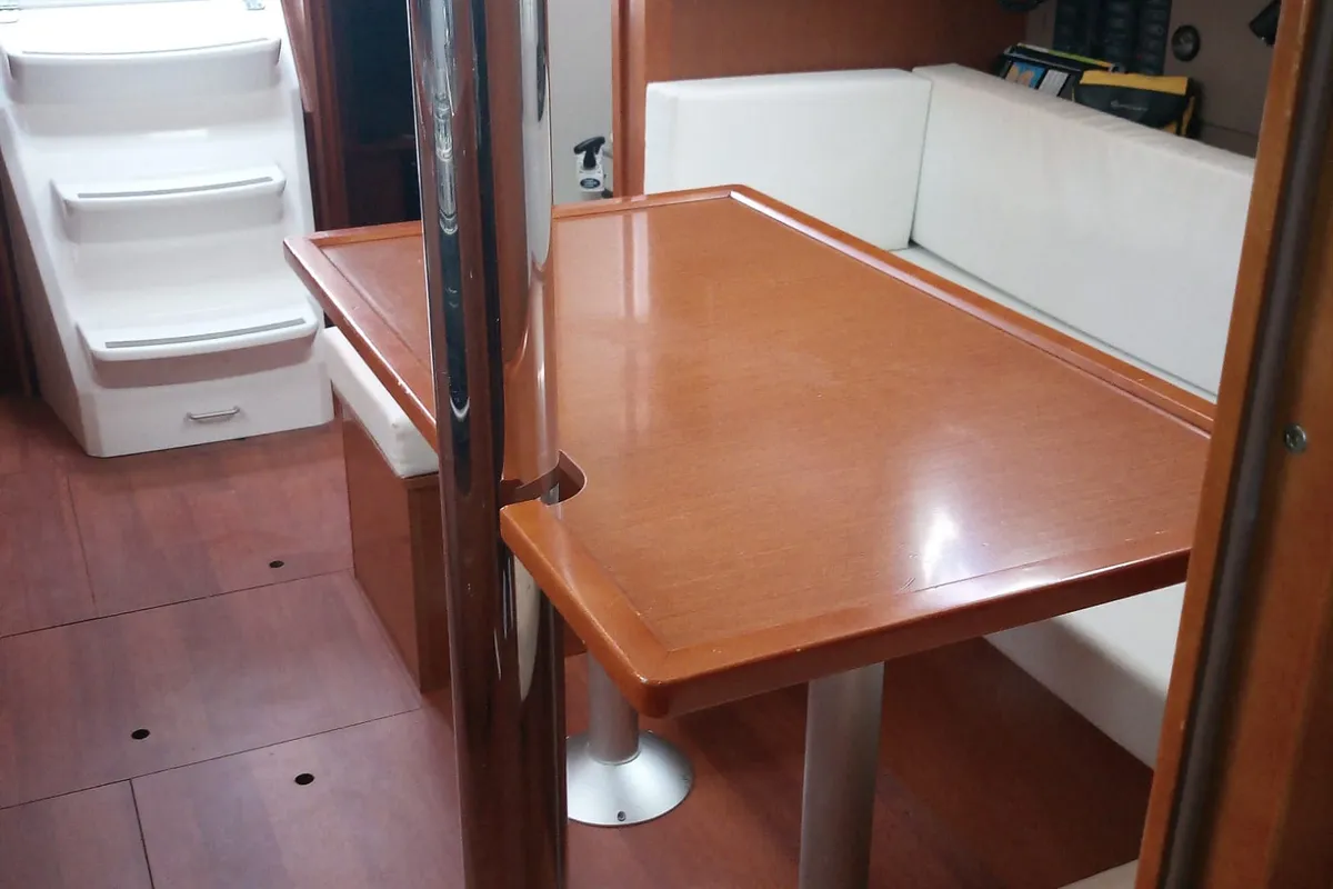 Salon of Monica, a Beneteau Oceanis 38 sailboat at Cannigione, Italy