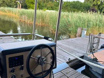 Cockpit of Roxy, a Woma D13 motorboat at Fürstenberg/Havel, Germany