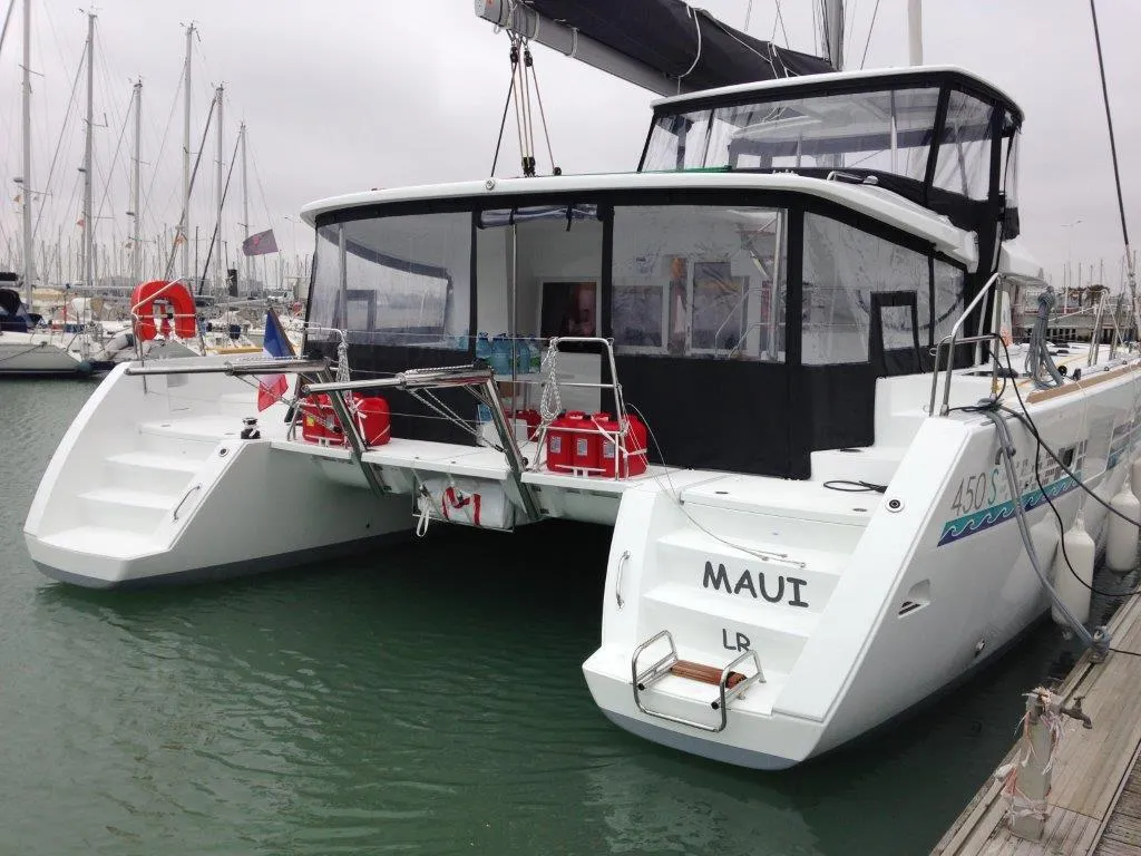 Exterior view of Maui, a Lagoon 450 Sport catamaran at Roche Caiman, Seychelles