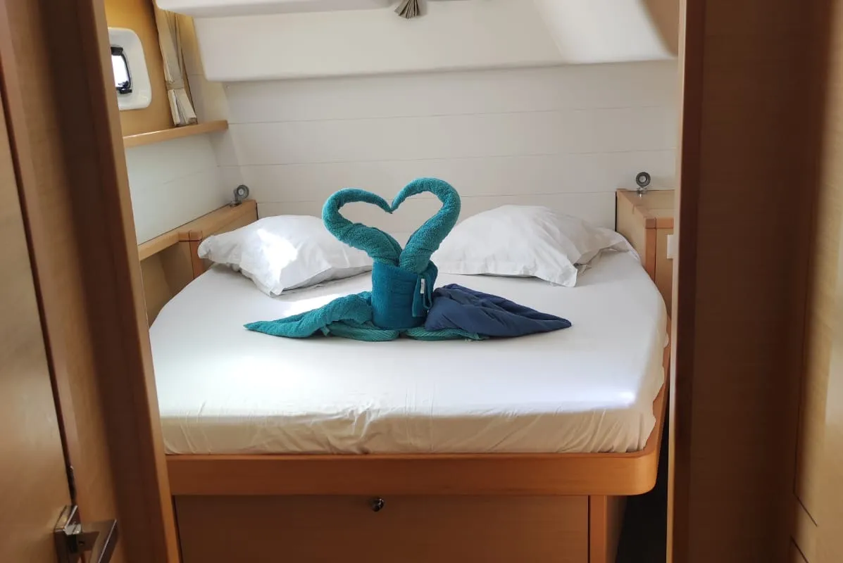 Cabin on Maui, a Lagoon 450 Sport catamaran at Roche Caiman, Seychelles