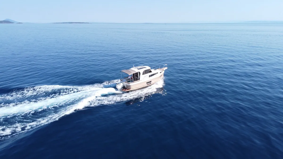 Exterior view of Leidi 800R, a motorboat at Pula, Croatia