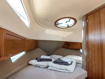 Salon of Leidi 800R, a motorboat at Pula, Croatia