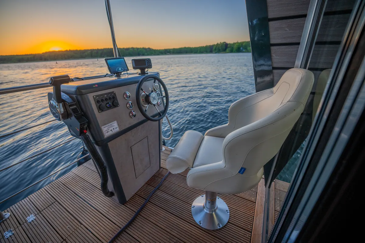 Cockpit of Miami, a Woma D13 motorboat at Fürstenberg/Havel, Germany