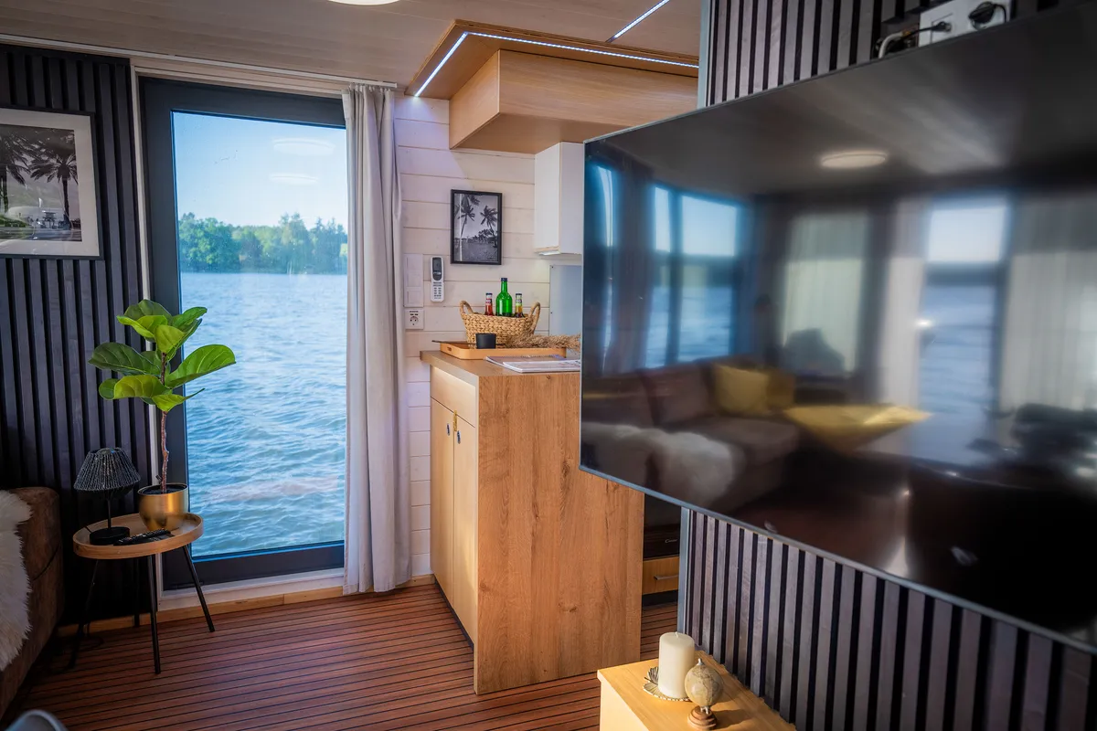 Salon of Miami, a Woma D13 motorboat at Fürstenberg/Havel, Germany