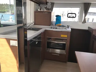 Galley of Freccia, a Lagoon 40 catamaran at Santu Diadòru/San Teodoro, Italy