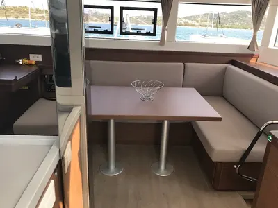 Salon of Freccia, a Lagoon 40 catamaran at Santu Diadòru/San Teodoro, Italy