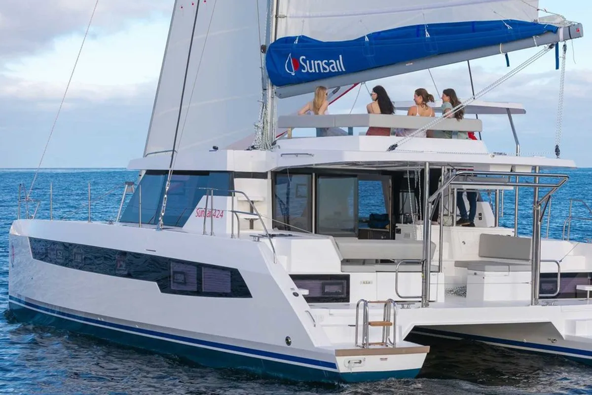 Exterior view of Sunsail 424/4/4 Classic, a Gulet Sunsail 424 catamaran at Municipal Unit of Lefkada, Greece