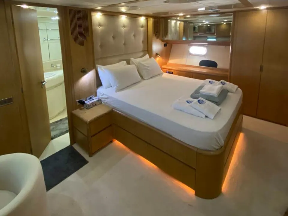 Like A Boss, a Motoryacht motor yacht at Pylos, Greece