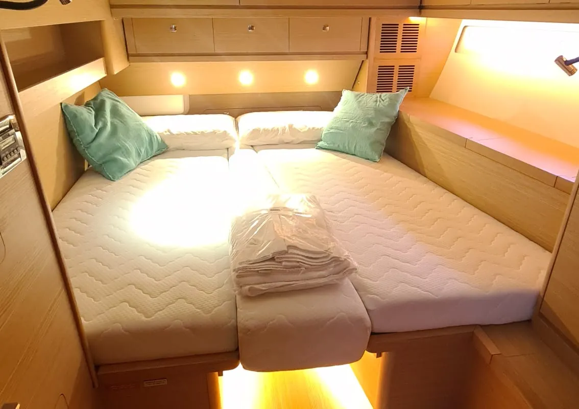 Cabin on Premium, a Dufour 56 Exclusive sailboat at Castellammare del Golfo, Italy
