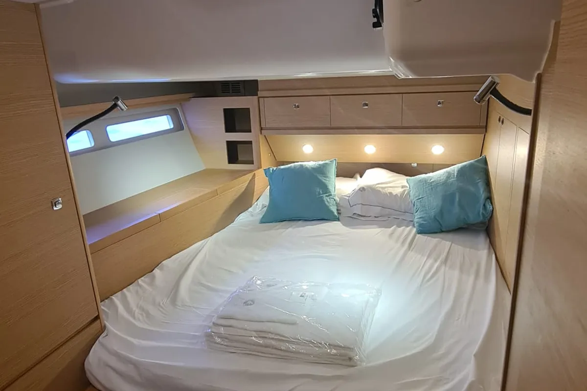 Cabin on Premium, a Dufour 56 Exclusive sailboat at Castellammare del Golfo, Italy