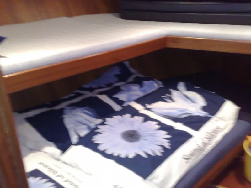 Cabin on Mercurius, a De Drait Advantage 42 motorboat at Heukelum, Netherlands