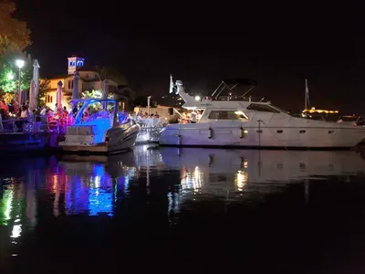 Ferretti 47