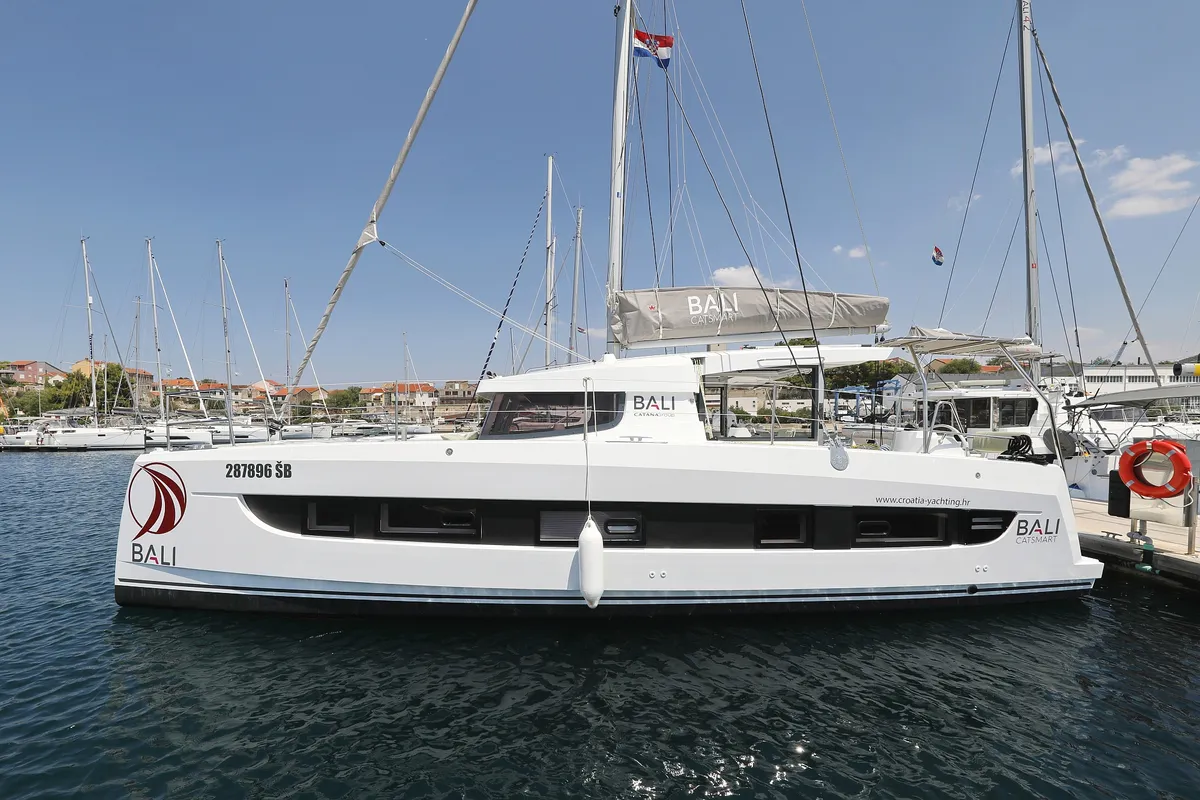 Exterior view of Arpina, a Bali Catsmart catamaran at Grad Šibenik, Croatia