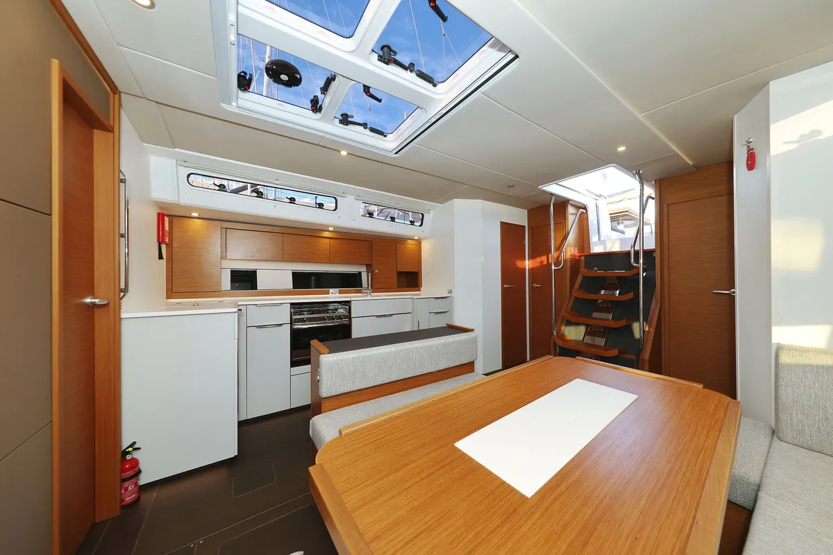 Salon of Alma, a Hanse 510 sailboat at Seget Donji, Croatia
