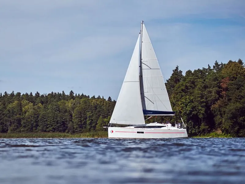 Exterior view of Sunsail Sun Odyssey 319 Classic, a Jeanneau Sun Odyssey 319 sailboat at Cannigione, Italy