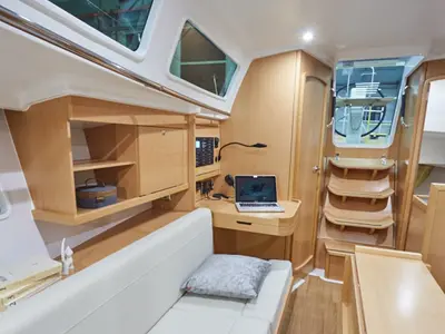 Salon of Sunsail Sun Odyssey 319 Classic, a Jeanneau Sun Odyssey 319 sailboat at Cannigione, Italy