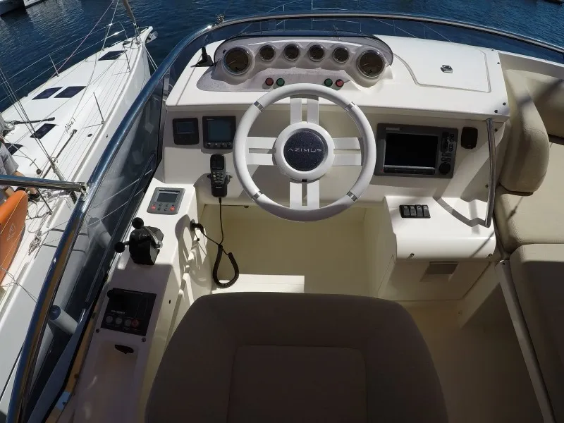 Cockpit of Luma, a Azimut 47 motor yacht at Grad Šibenik, Croatia