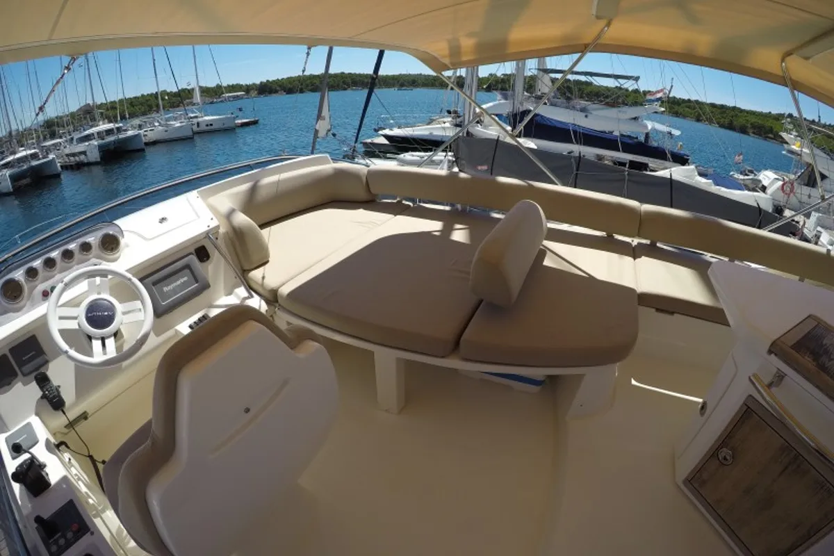 Cockpit of Luma, a Azimut 47 motor yacht at Grad Šibenik, Croatia