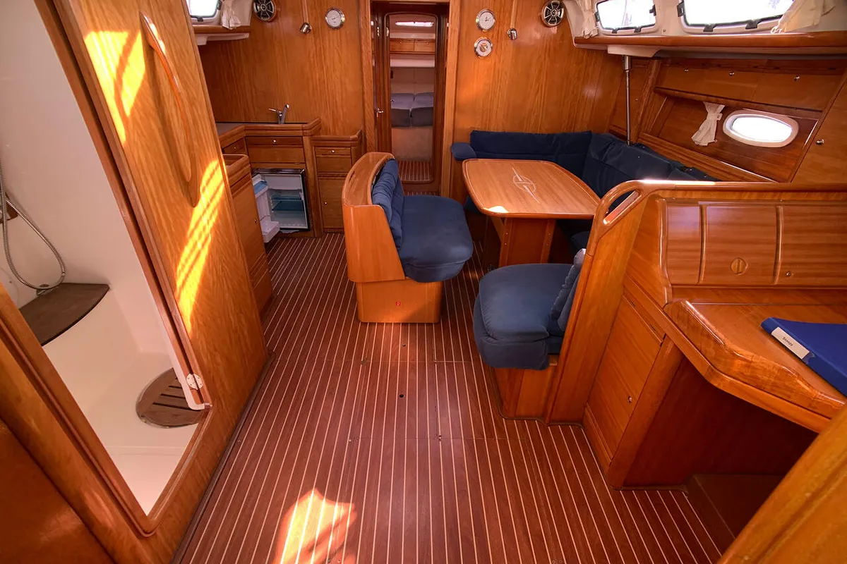 Salon of Snoopy, a Bavaria 46 Cruiser sailboat at Flensburg, Germany