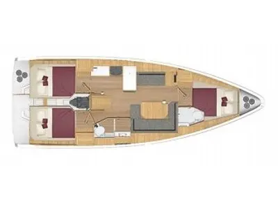 Floor plan of Tittibè, a Bavaria C38 sailboat at Trapani, Italy