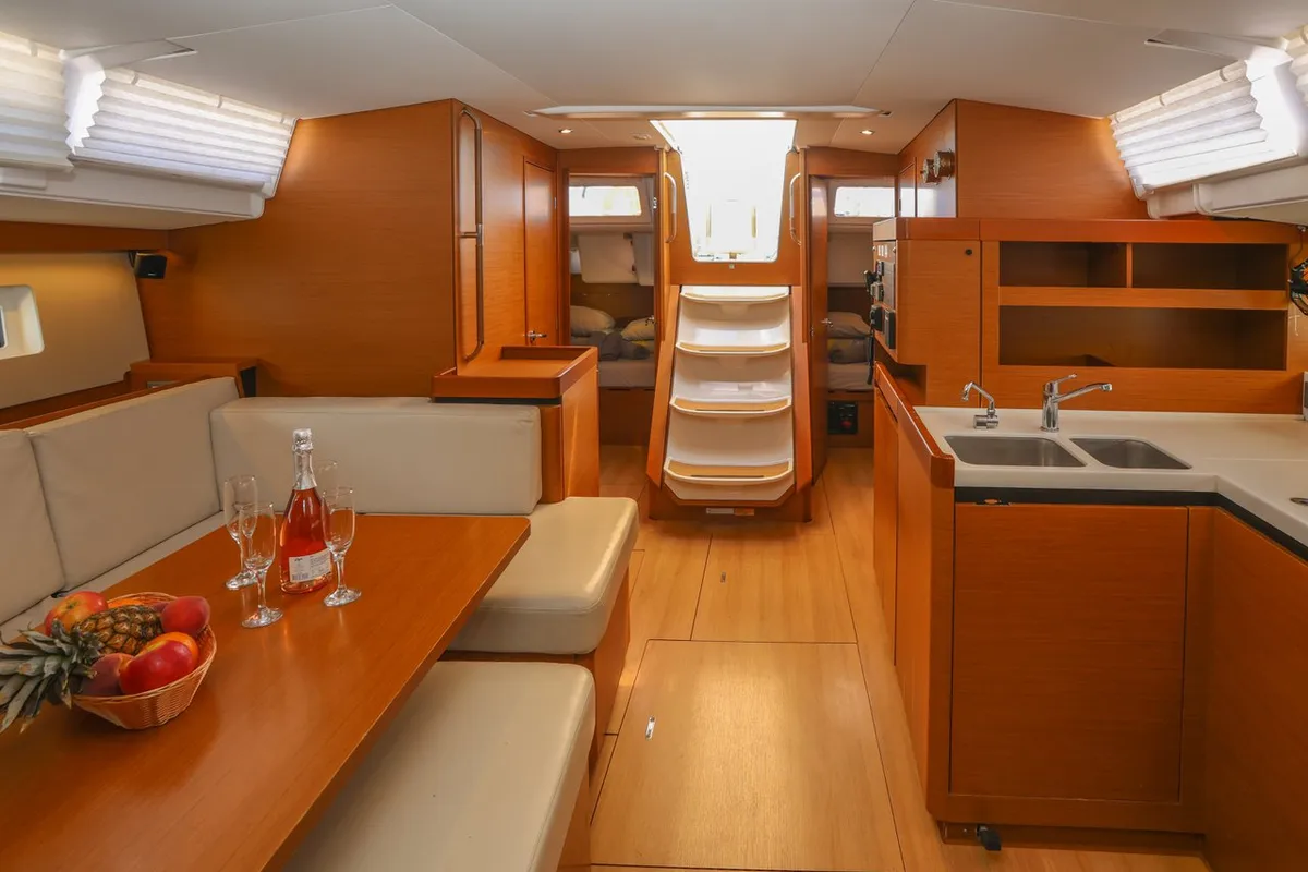 Salon of Nygma Prime, a Jeanneau Sun Odyssey 490 sailboat at Kaštela, Croatia