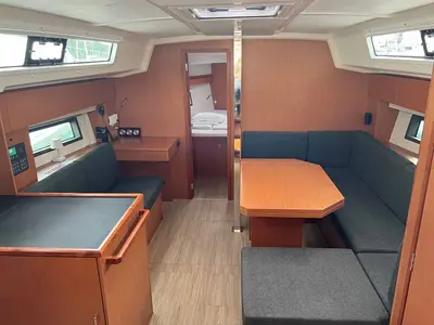 Salon of Nava, a Bavaria C42 sailboat at Fethiye, Turkey