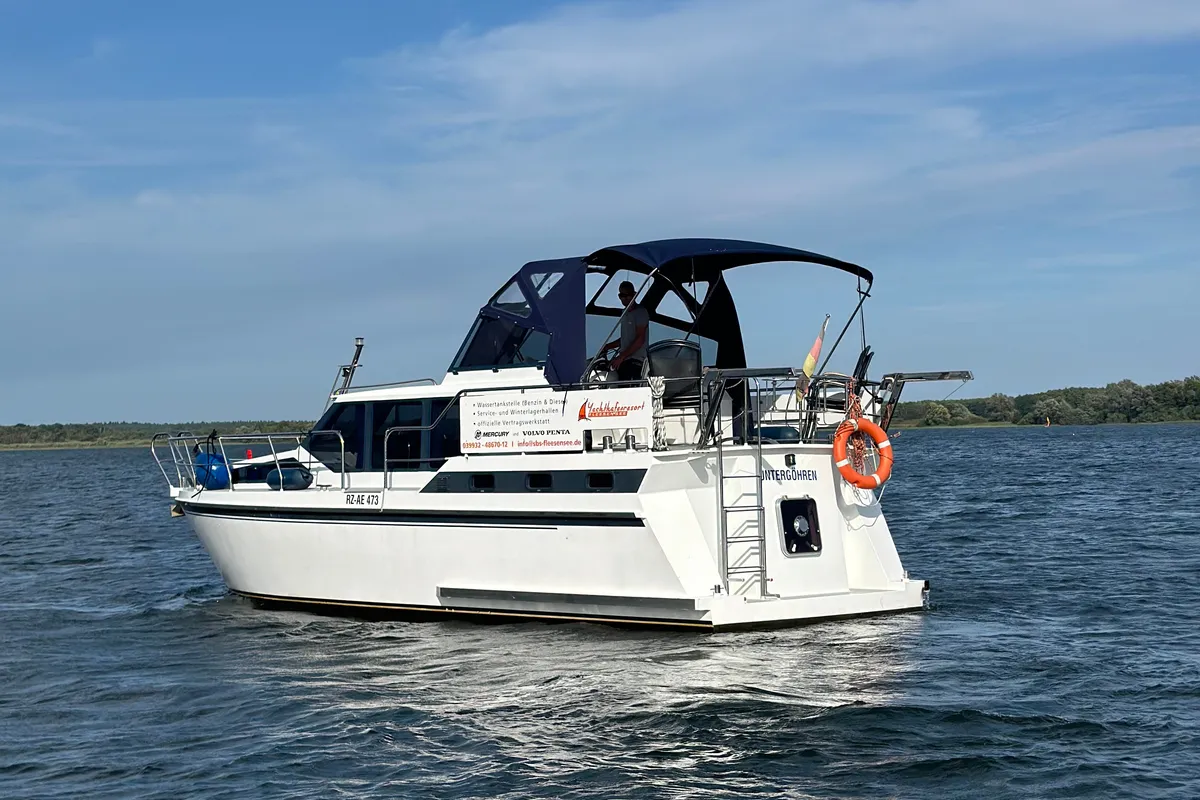 Chanti, a Gruno 35 Elite motor yacht at Göhren-Lebbin, Germany
