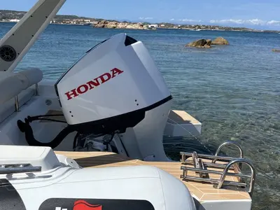 Uno, a Altamarea Wave 23 motorboat at Cannigione, Italy