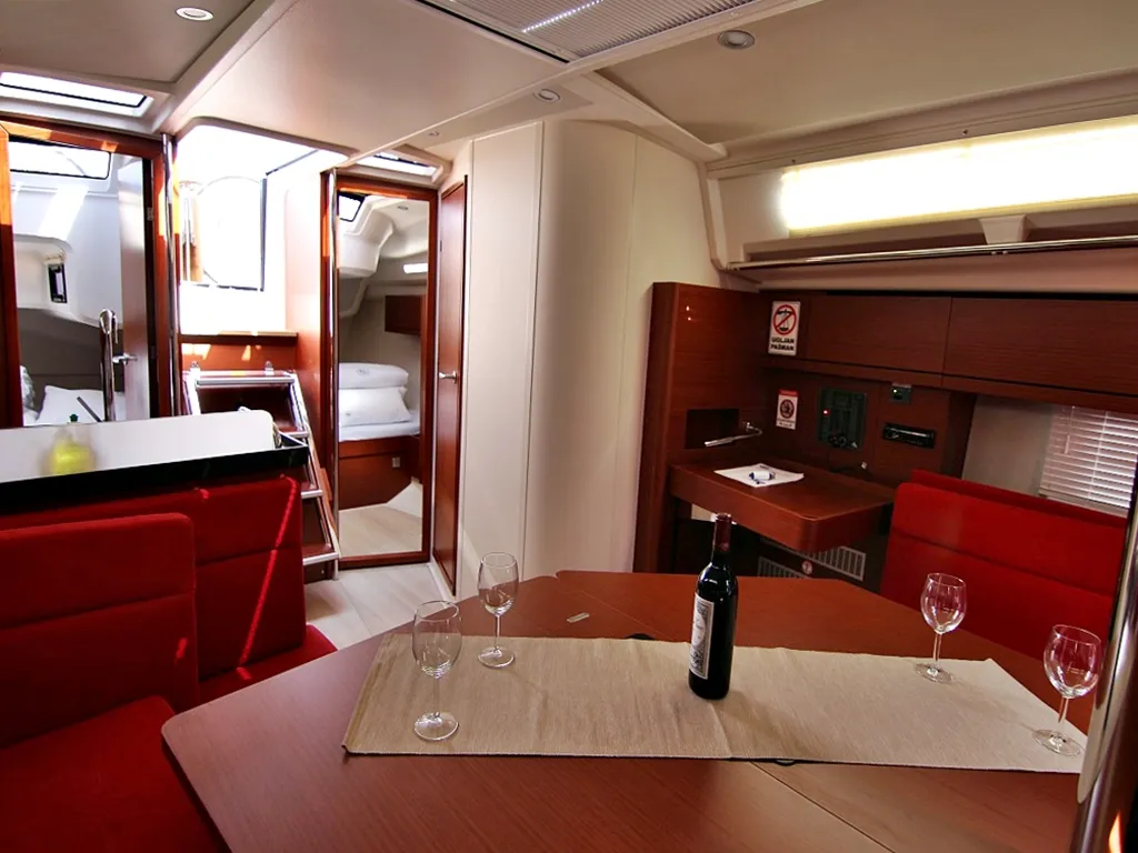 Salon of Eva, a Hanse 418 sailboat at Sukošan, Croatia