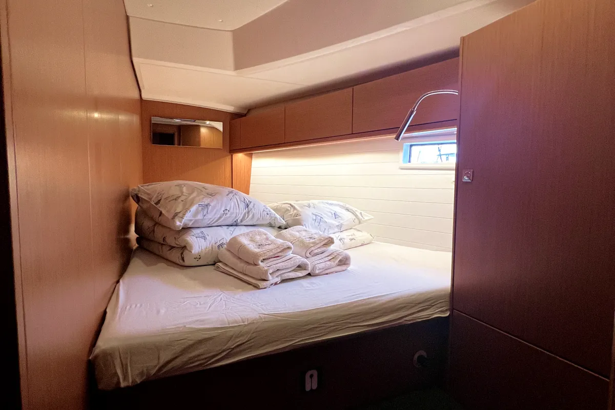 Cabin on Amazing Grace, a Bavaria Cruiser 46 sailboat at Kaštela, Croatia