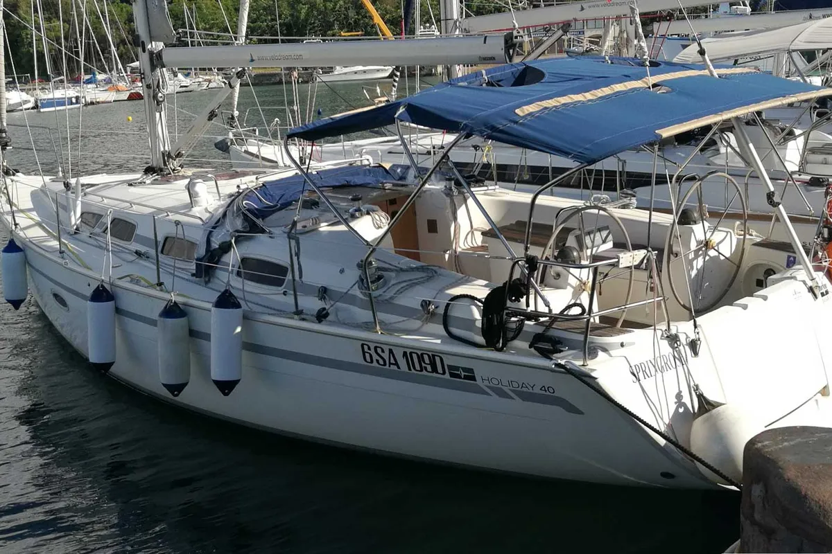 Springrose, a Bavaria 40 Cruiser sailboat at Rodi Garganico, Italy