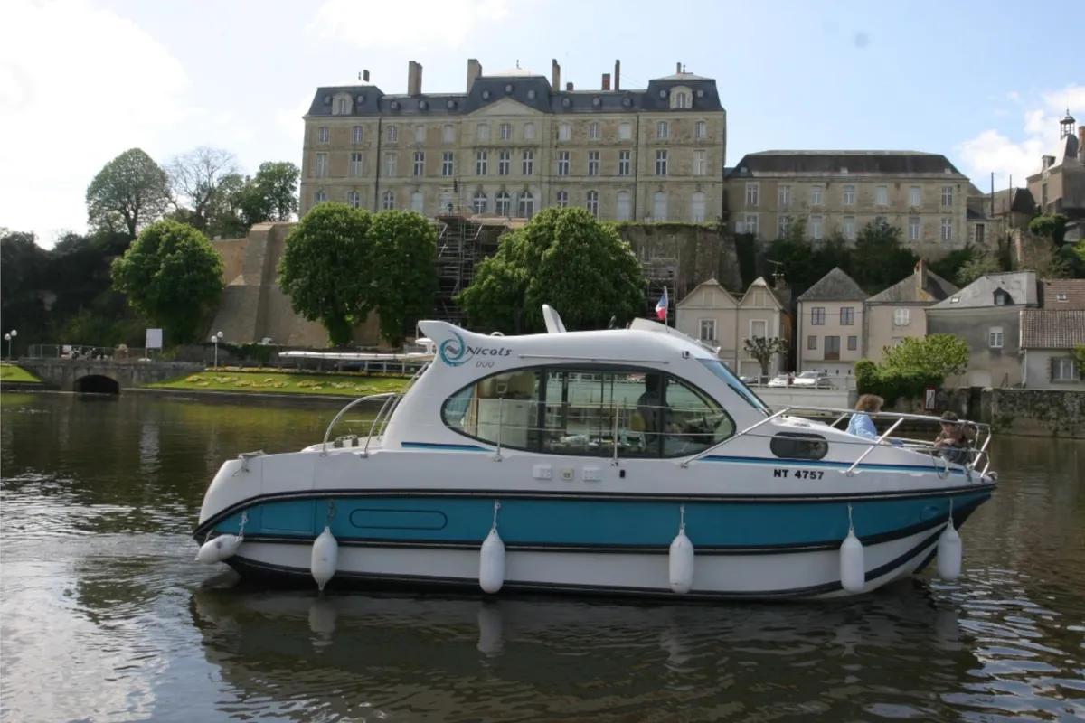 Exterior view of Tempo, a Nicols Estivale Duo motorboat at Sablé-sur-Sarthe, France