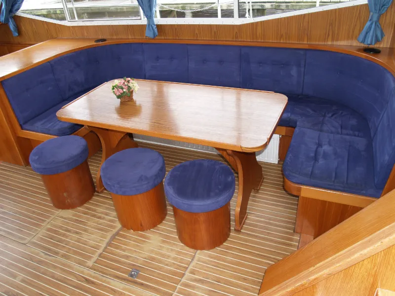 Salon of De Drait Renal 50, a motorboat at Drachten, Netherlands