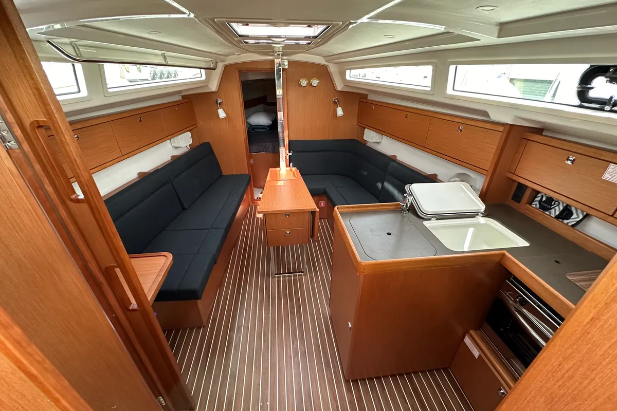 Salon of Eliza, a Bavaria Cruiser 34 sailboat at Athens, Greece