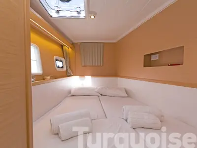 Cabin on Turquoise, a Lagoon 400 S2 catamaran at Lavreotiki Municipal Unit, Greece