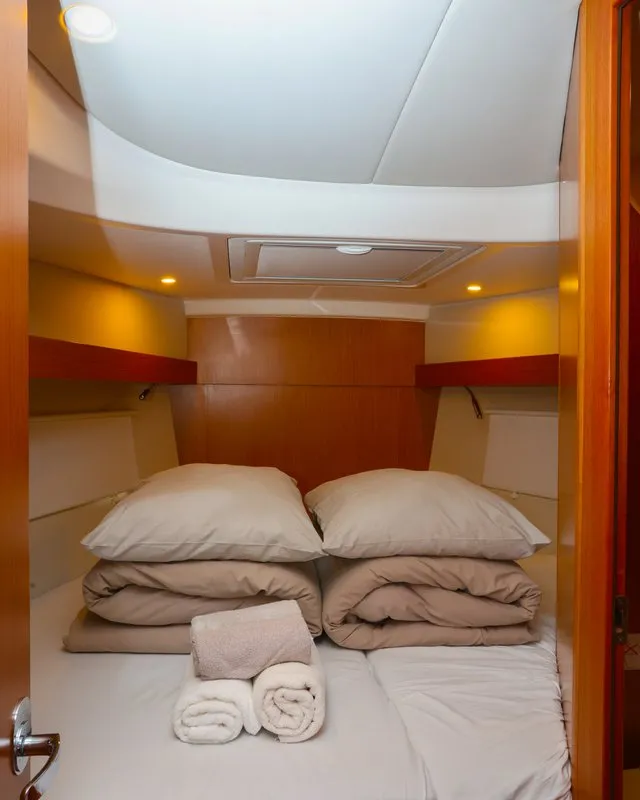 Cabin on Sobra, a Bavaria C38 sailboat at Grad Kaštela, Croatia