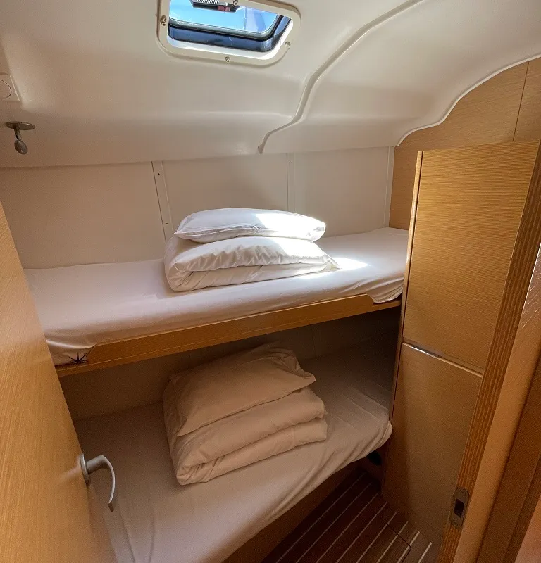 Cabin on Sagitta, a Elan 444 Impression sailboat at Sukošan, Croatia