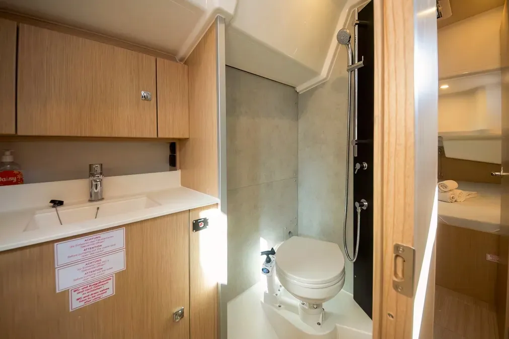 Head on Comfort, a Bavaria 38 sailboat at Cogolin, France