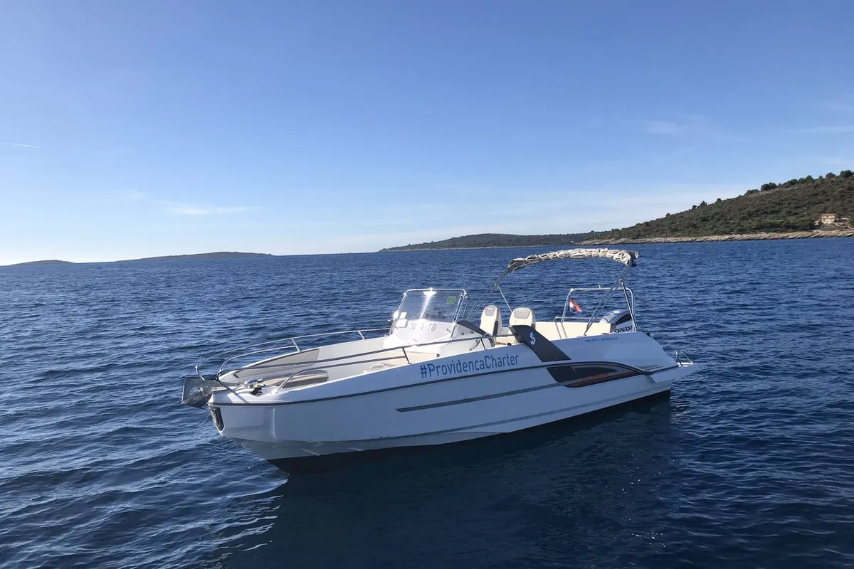 Beneath Flyer 7.7 Space Deck, a Beneteau Flyer 7.7 Space Deck motorboat at Grad Trogir, Croatia