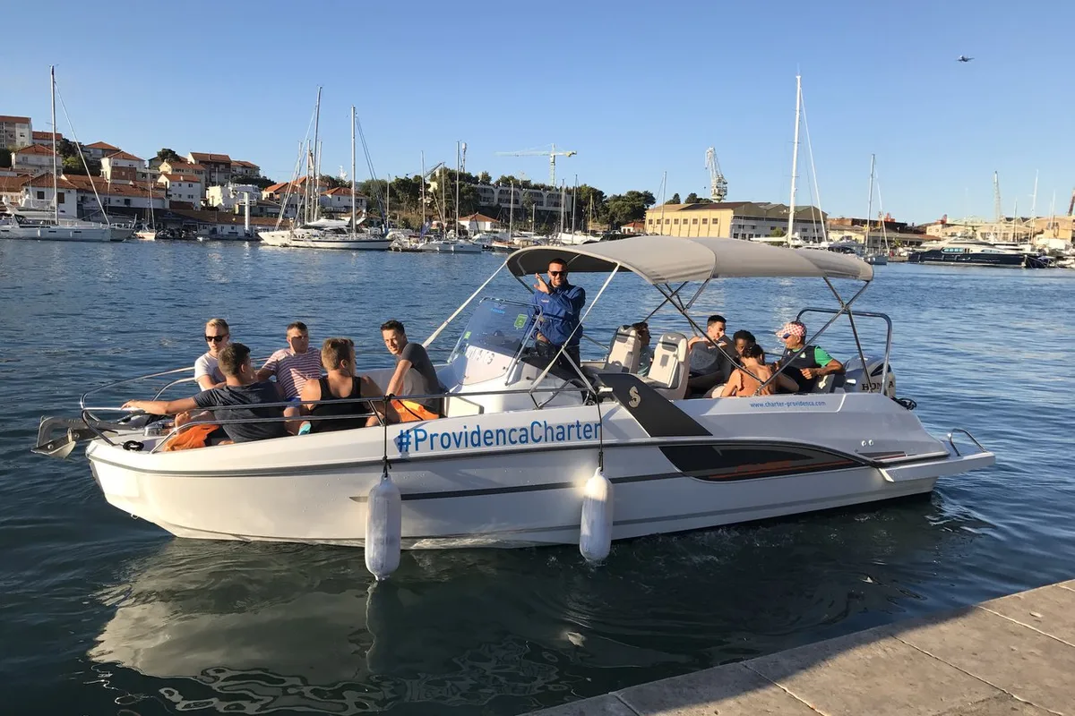Beneath Flyer 7.7 Space Deck, a Beneteau Flyer 7.7 Space Deck motorboat at Grad Trogir, Croatia