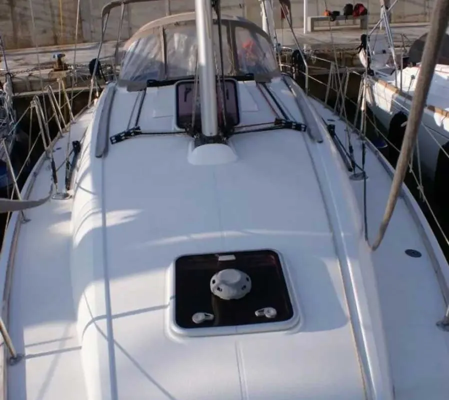 Deck of Frivola, a Jeanneau Sun Odyssey 36i sailboat at Punta Ala, Italy
