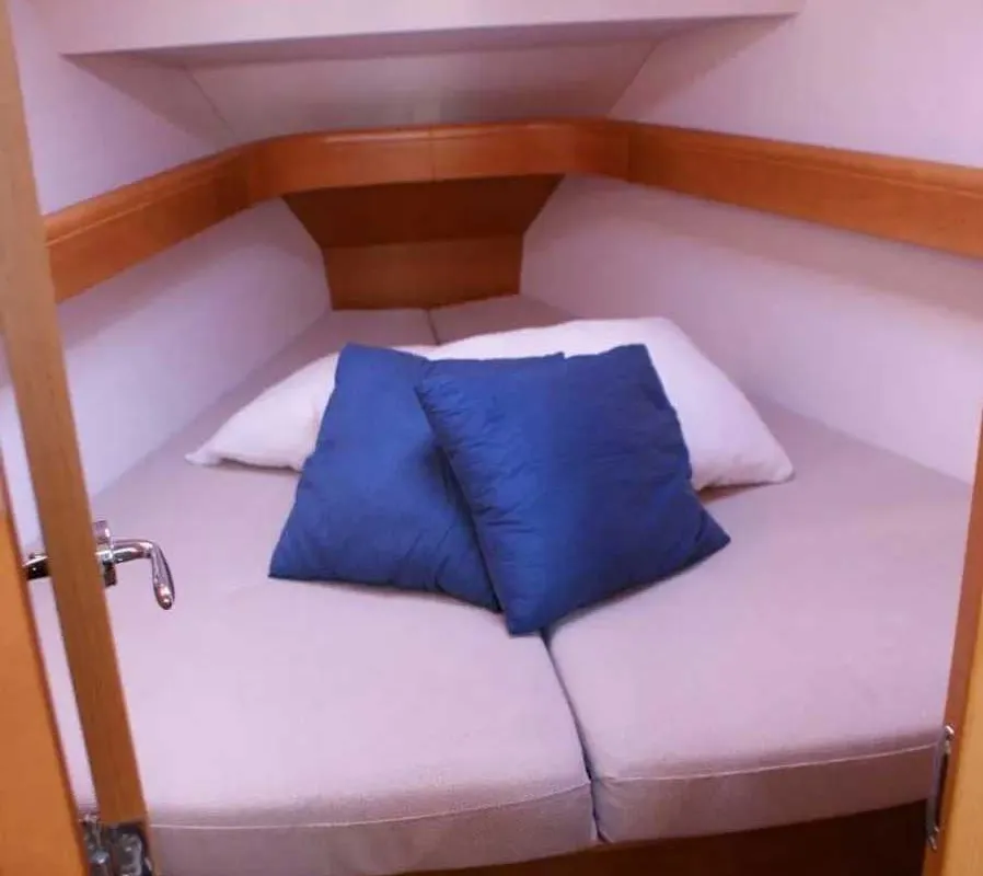 Cabin on Frivola, a Jeanneau Sun Odyssey 36i sailboat at Punta Ala, Italy