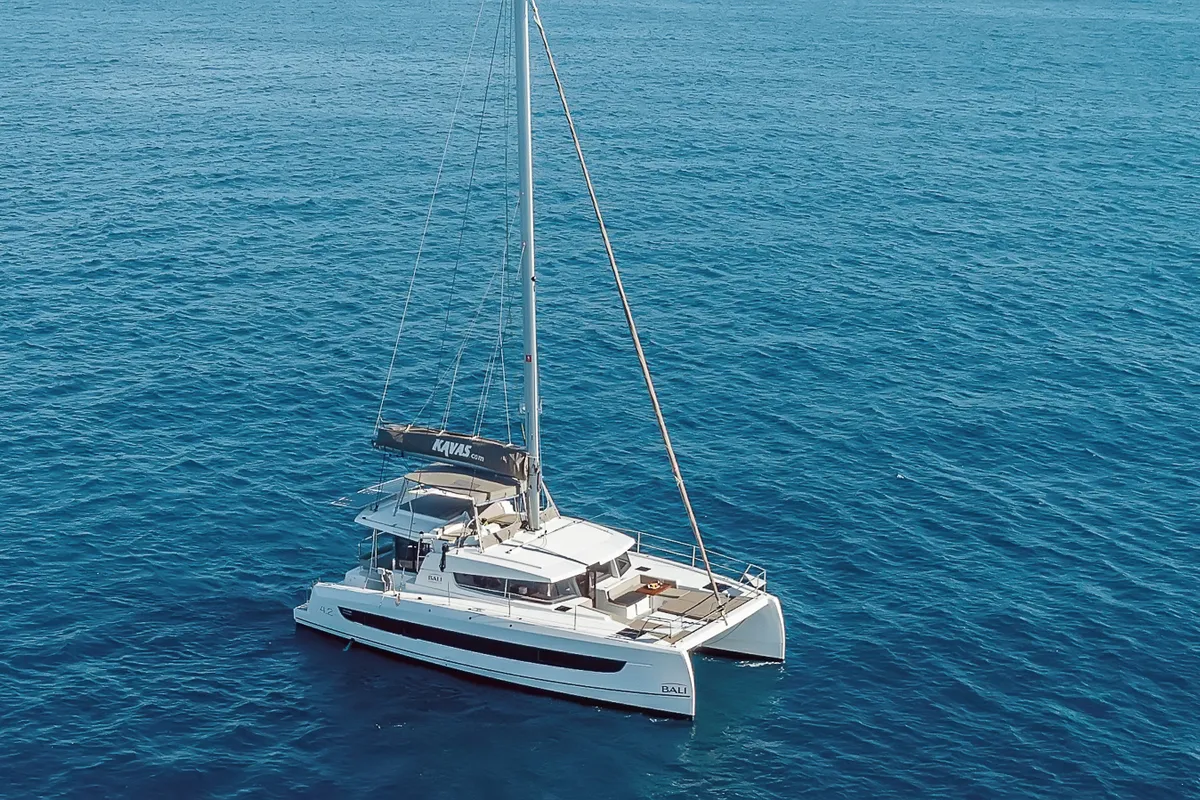 Exterior view of Kos 42.4, a Bali 4.2 catamaran at Municipal Unit of Lefkada, Greece